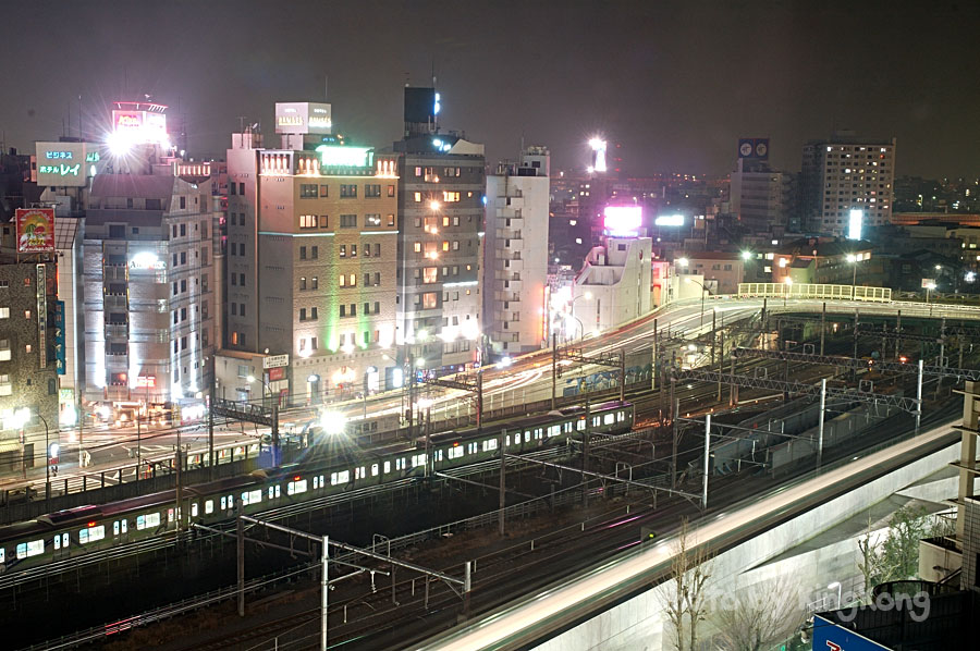 ikebukuro night rail 1.jpg - Night Shot